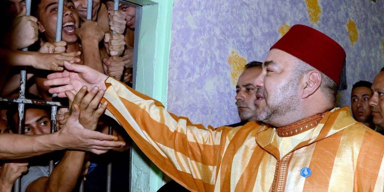 الملك يعفو عن 591 شخصا بمختلف محاكم المملكة بمناسبة عيد الشباب