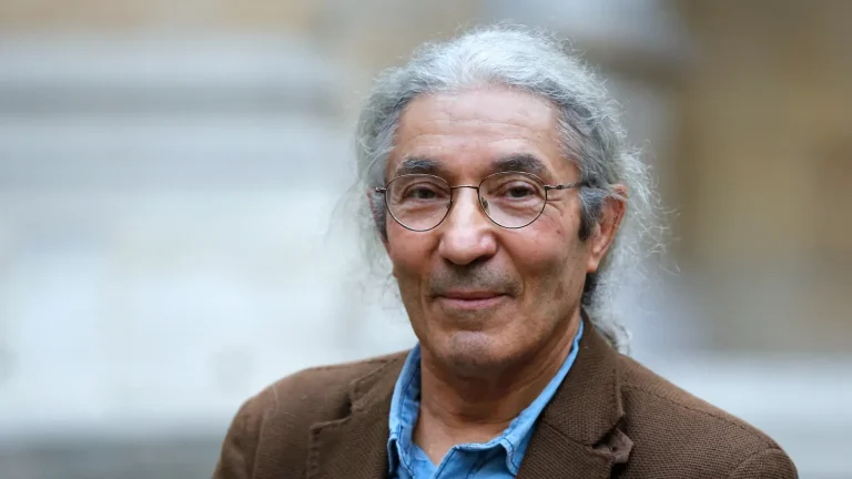 أما بعد: صنصال وراء القضبان.. سجون الكلام.. وأقنعة الصمت