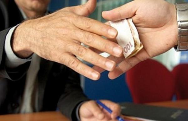 الرقم الأخضر يوقع بطبيب متدرب متلبس برشوة مقابل شهادة طبية بأزمور