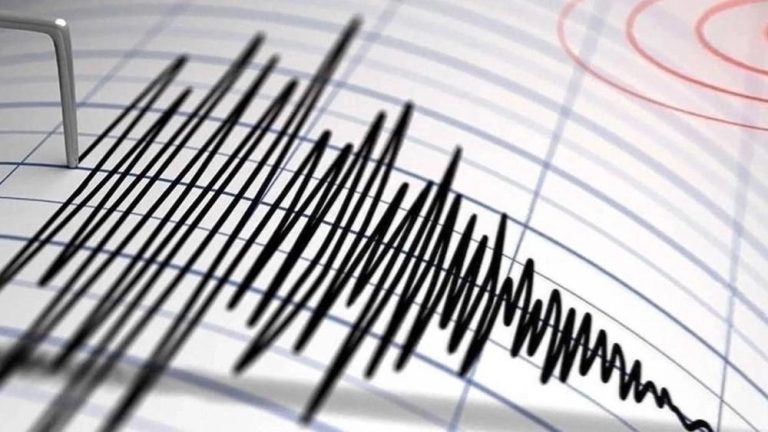 زلزال بقوة 5.8 يضرب شرق الجزائر